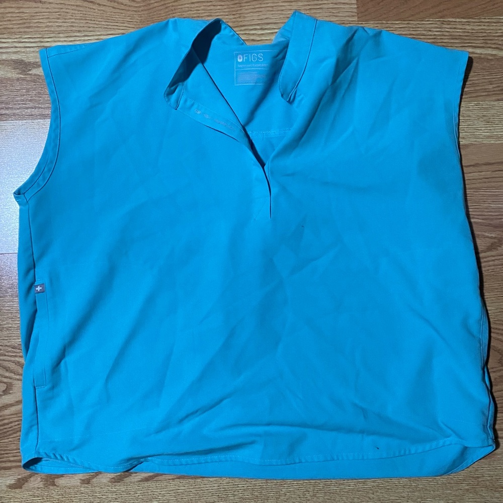 neon blue figs top